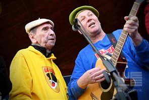 krst knihy trhovisko 14